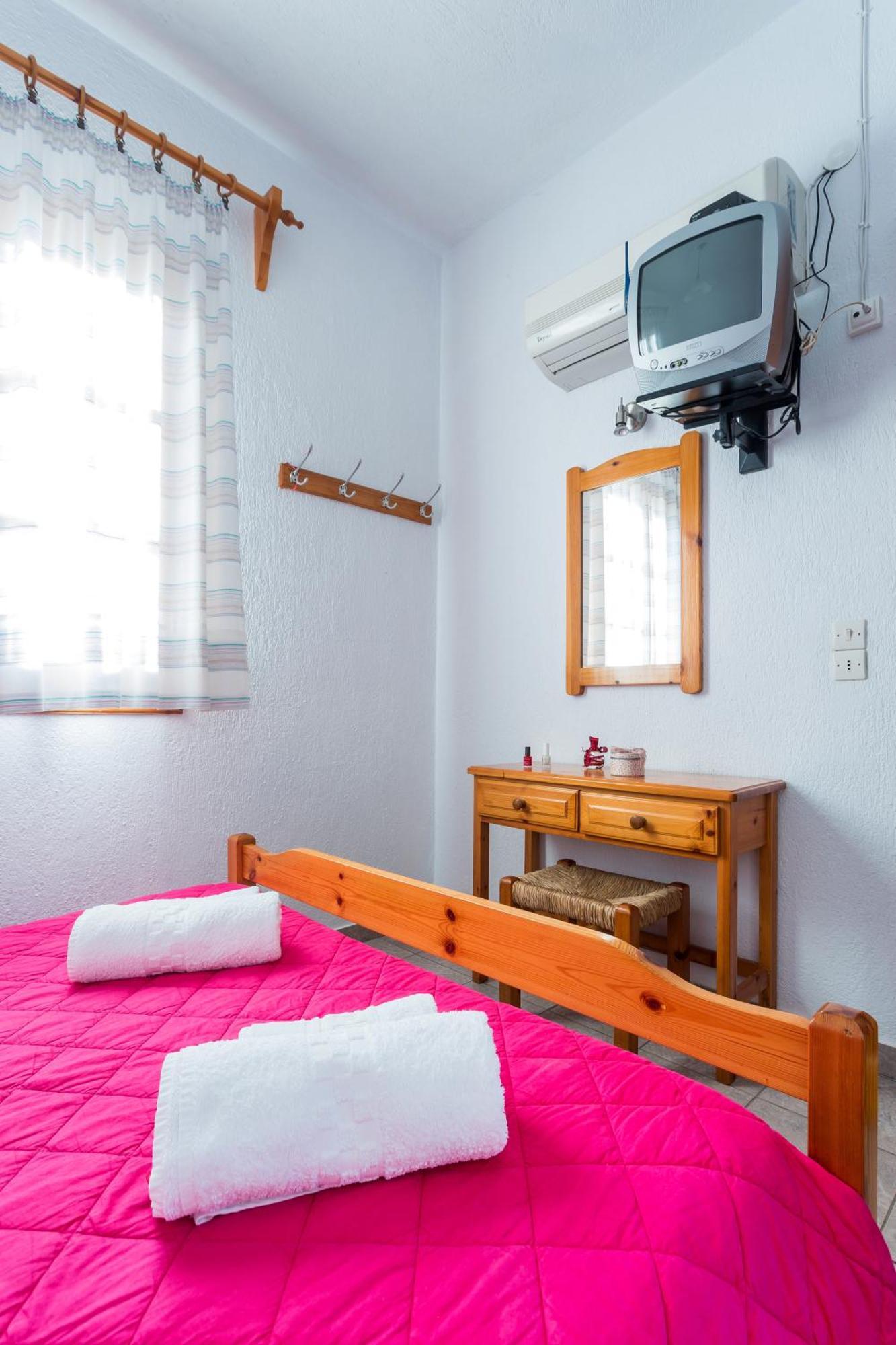 Nikolaos Studios Apartments スコペロス エクステリア 写真
