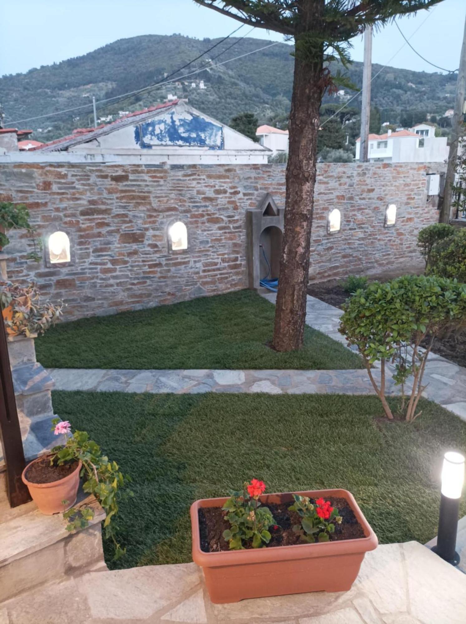 Nikolaos Studios Apartments スコペロス エクステリア 写真